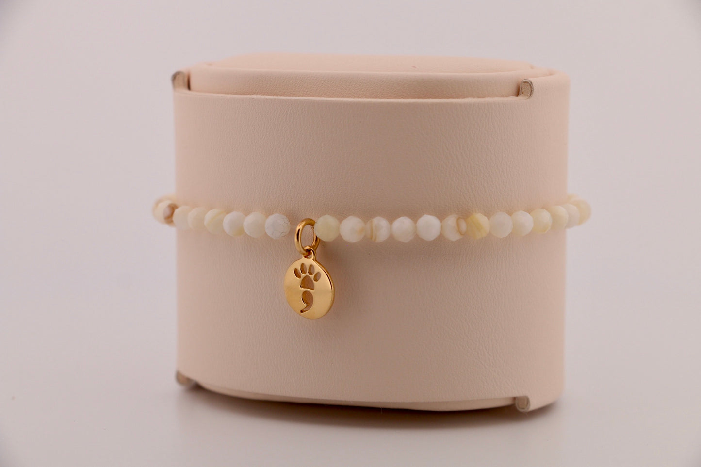 Faceted Natural Shell Stretch Bracelet