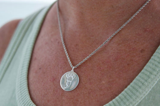 19mm Medallion Pawmicolon Pendant