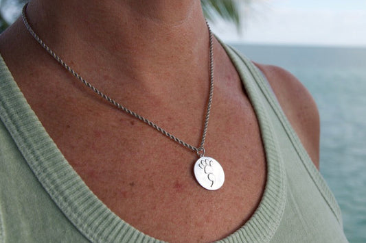 22mm Medallion Pawmicolon Pendant