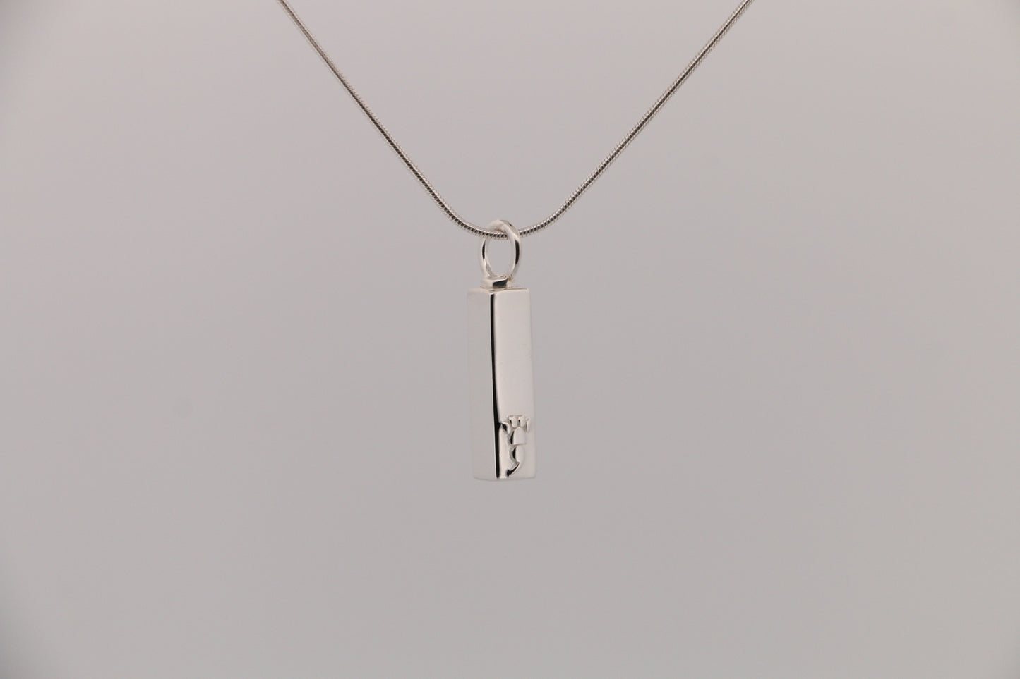 18mm Sterling Silver Urn Pendant